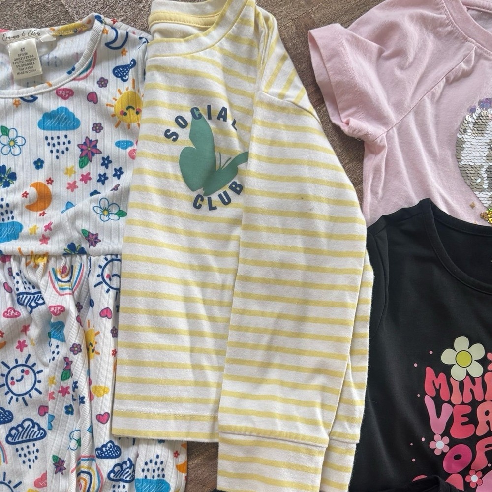 Girls Clothing bundle Size 4/5 - Picture 5 of 7